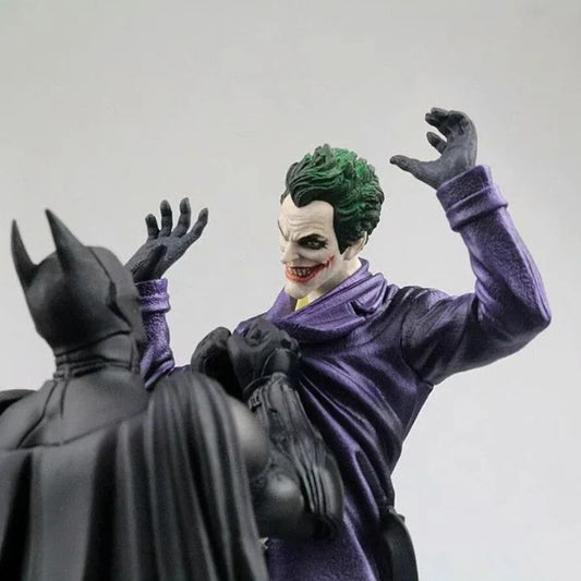 Batman Arkham Origins Batman VS Joker 1/6 Scale Statue Collectible Figure