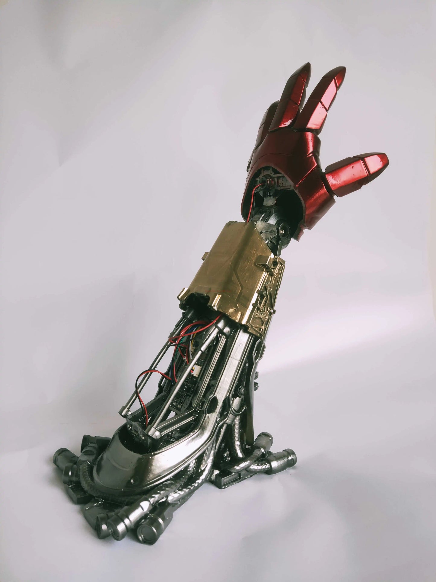 Iron Man Light-Up Movable Display Arm