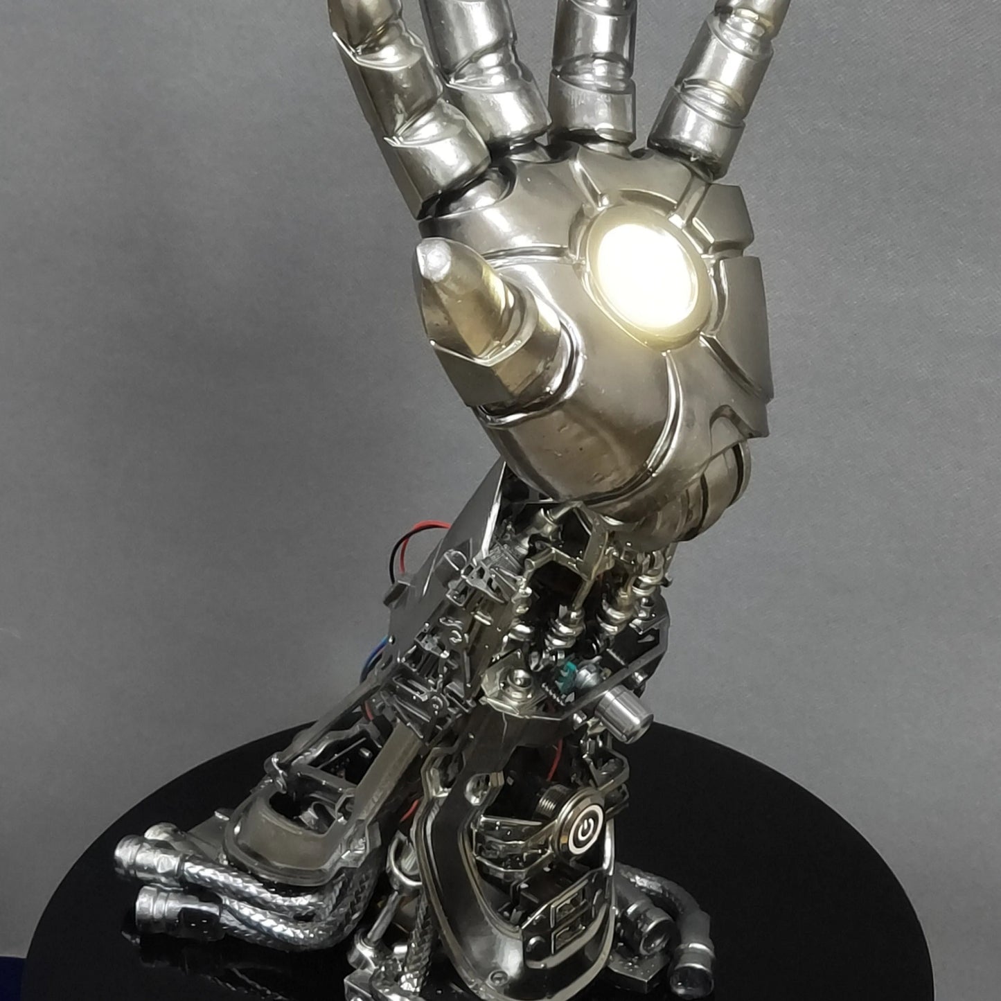 Iron Man Light-Up Movable Display Arm