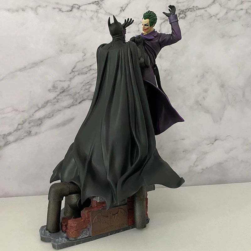 Batman Arkham Origins Batman VS Joker 1/6 Scale Statue Collectible Figure