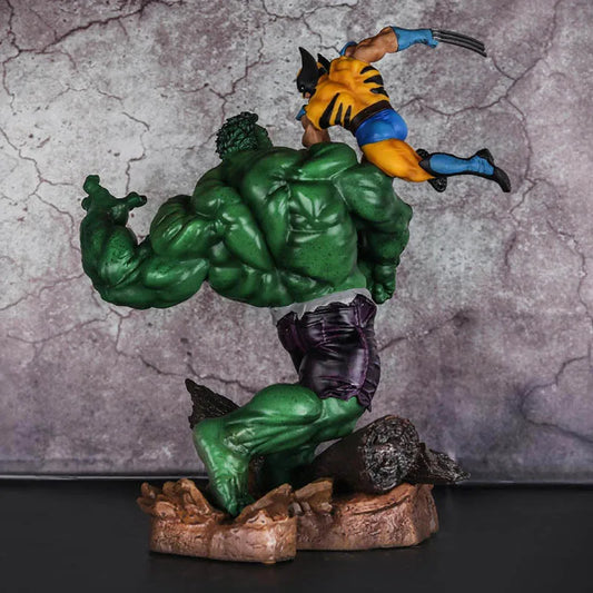 Hulk vs Wolverine 1/6 Scale Statue