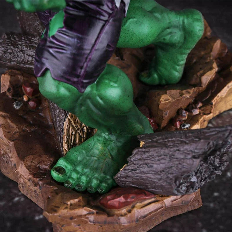 Hulk vs Wolverine 1/6 Scale Statue