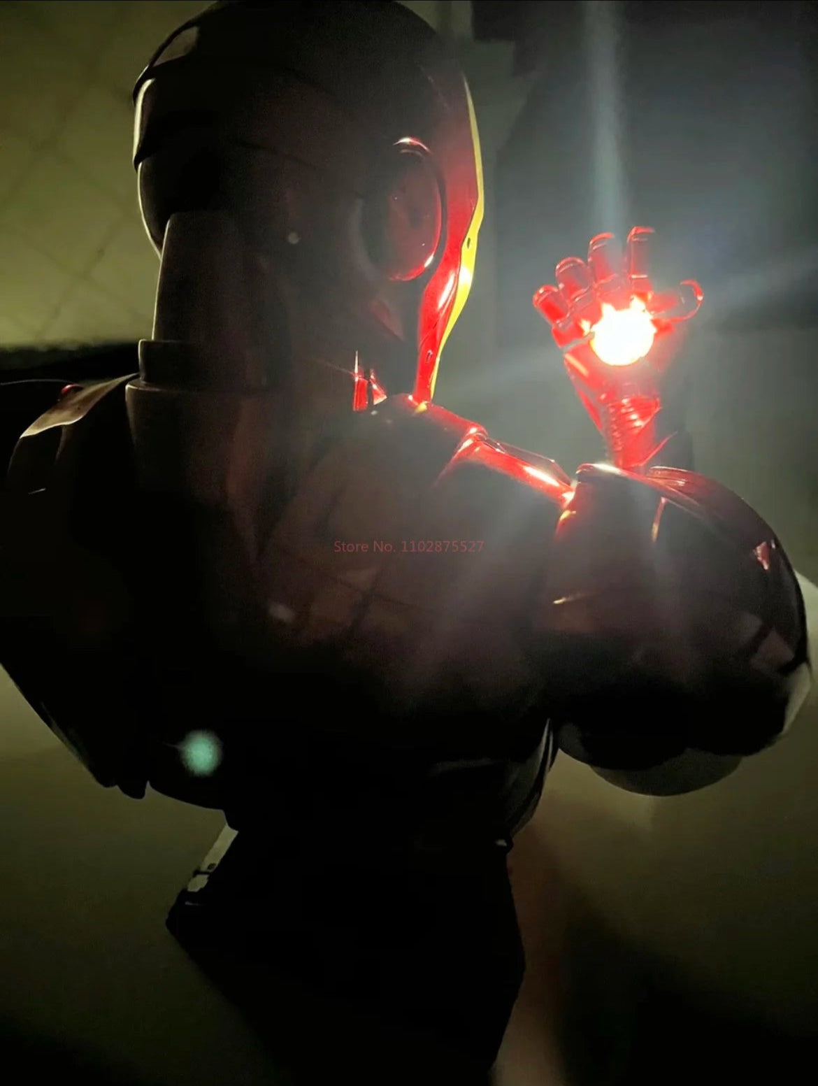 Iron Man Mark 6 Premium Light-Up Bust