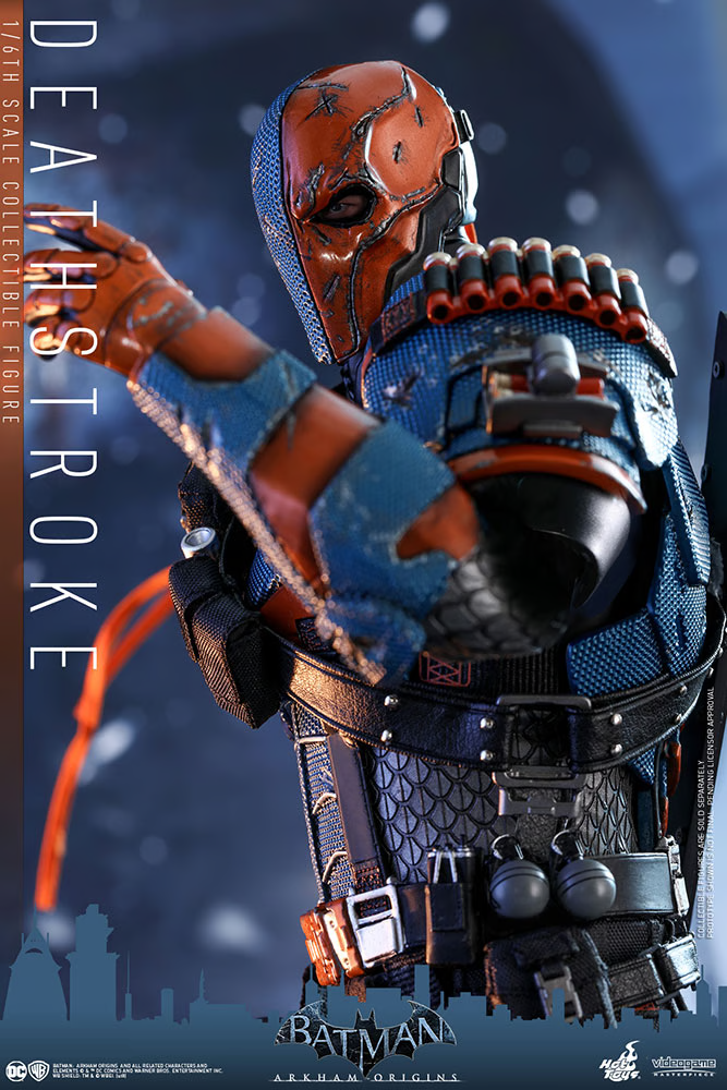 Hot Toys Deathstroke 1/6 Scale Collectible Action Figure
