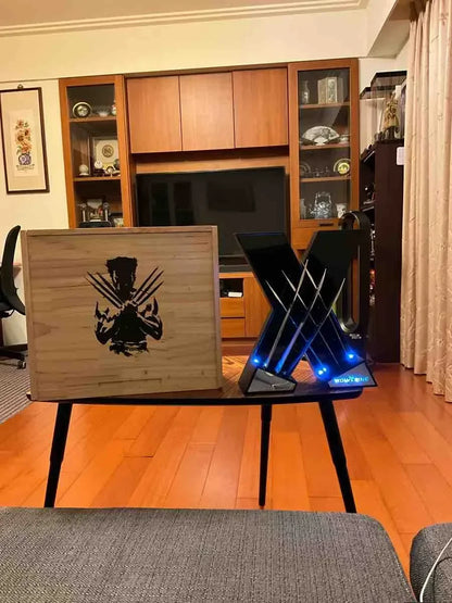 Wolverine Claws Collectible Display Stand and Dog Tag