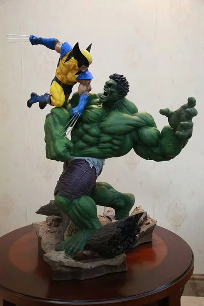 Hulk vs Wolverine 1/6 Scale Statue