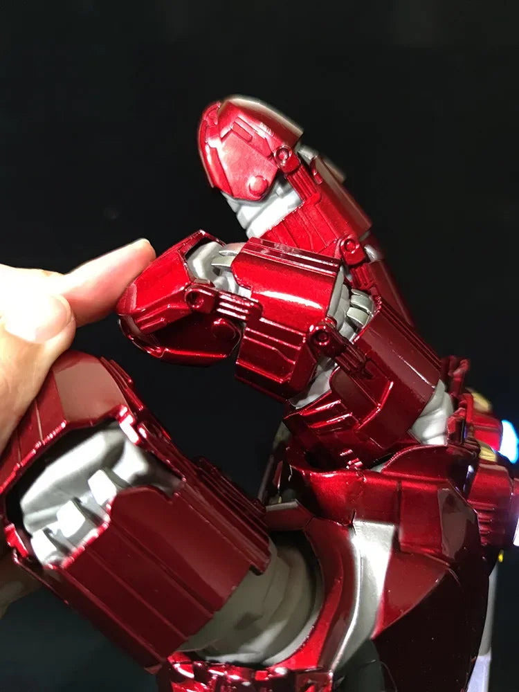 Iron Man Metal Nano Gauntlet - Hulk Edition (1:1 Scale)