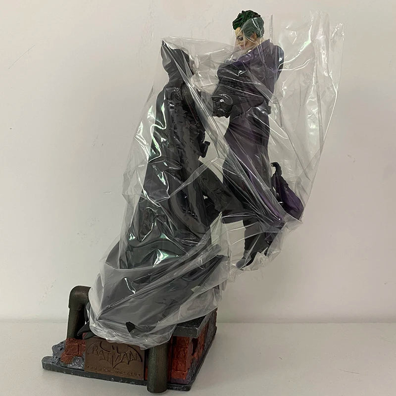 Batman Arkham Origins Batman VS Joker 1/6 Scale Statue Collectible Figure