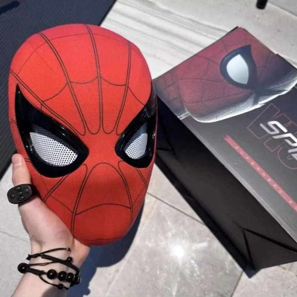 Spider-Man Mask Movable and Light Up Eyes