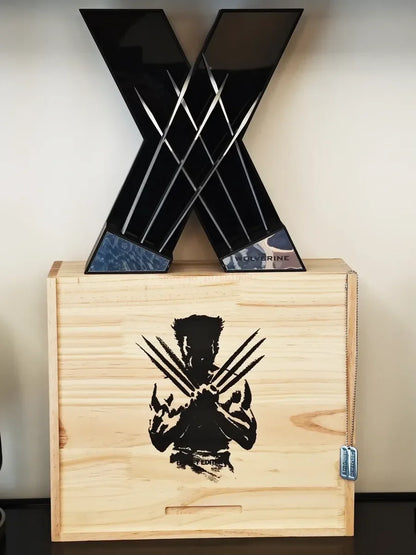 Wolverine Claws Collectible Display Stand and Dog Tag