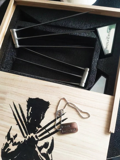 Wolverine Claws Collectible Display Stand and Dog Tag