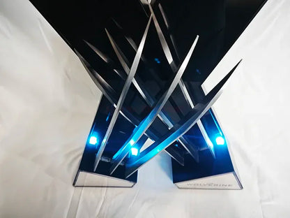 Wolverine Claws Collectible Display Stand and Dog Tag