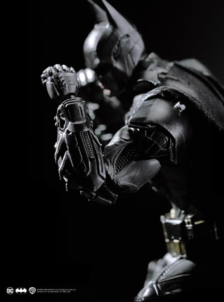 Batman Arkham Knight V8.04 Suit Batman Action Figure